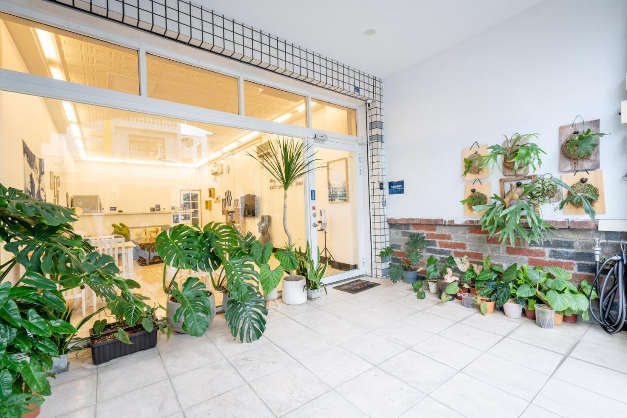 Utopia Hostel Taitung Bagian luar foto