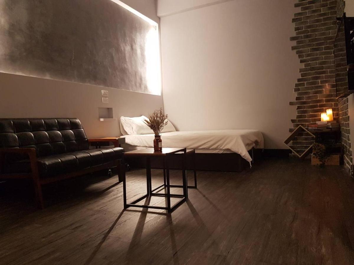 Utopia Hostel Taitung Bagian luar foto